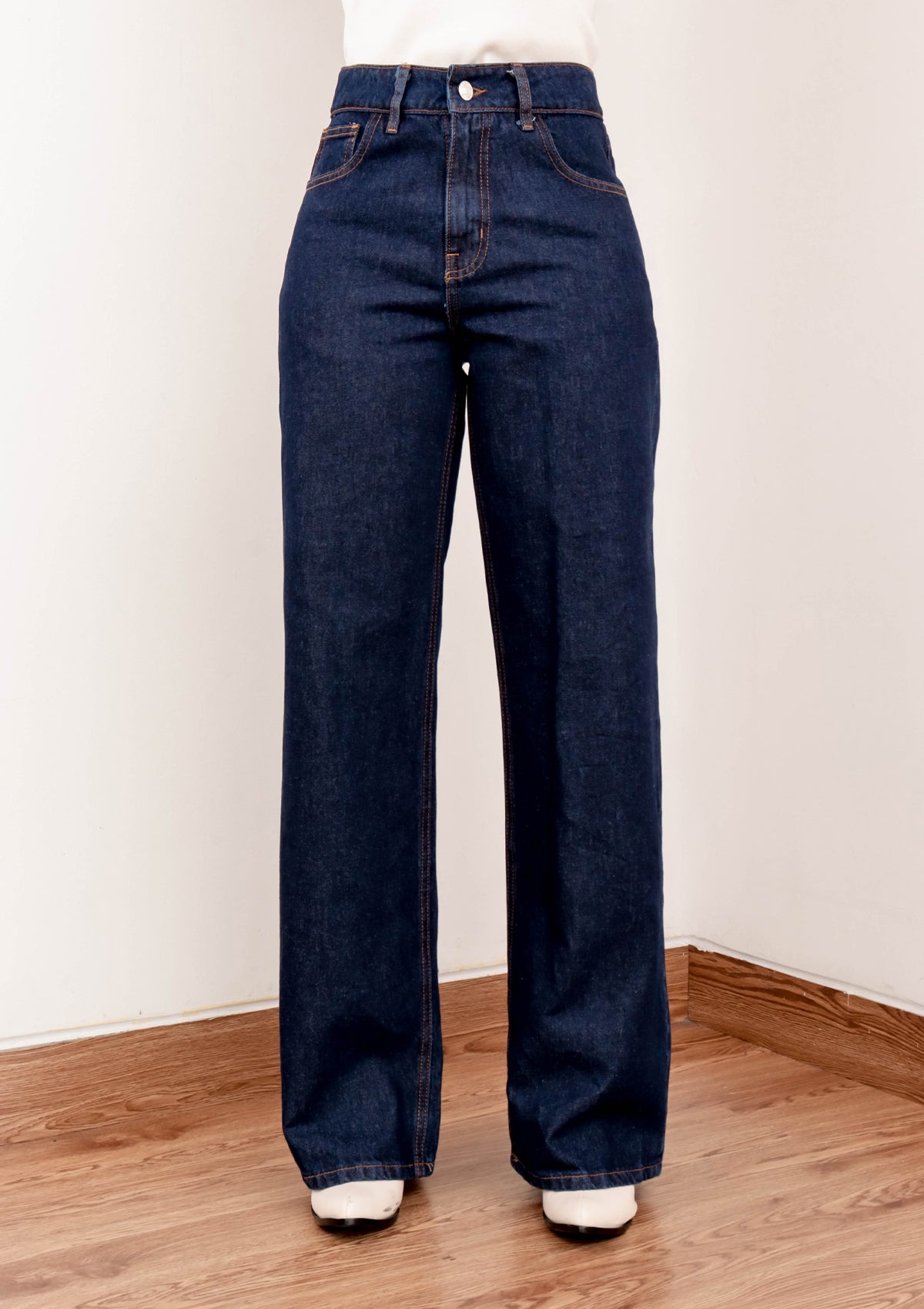 WIDE LEG JEANS