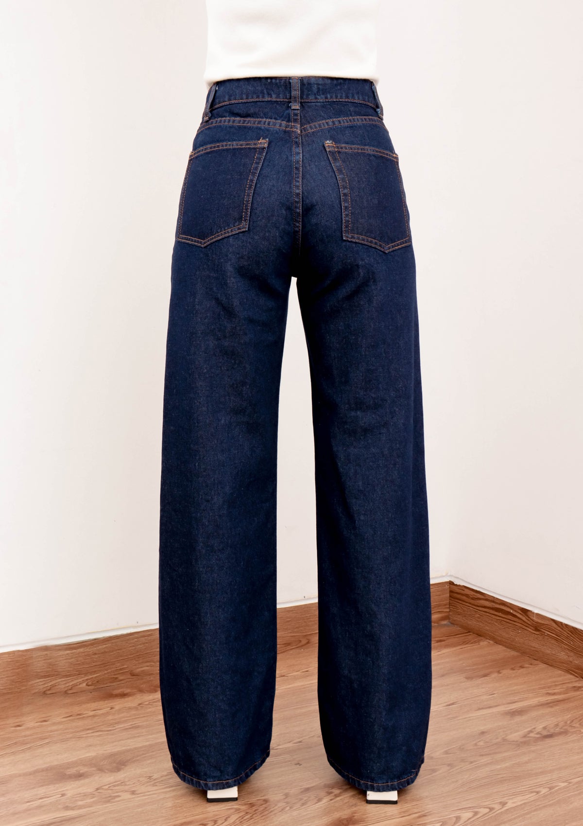 WIDE LEG JEANS