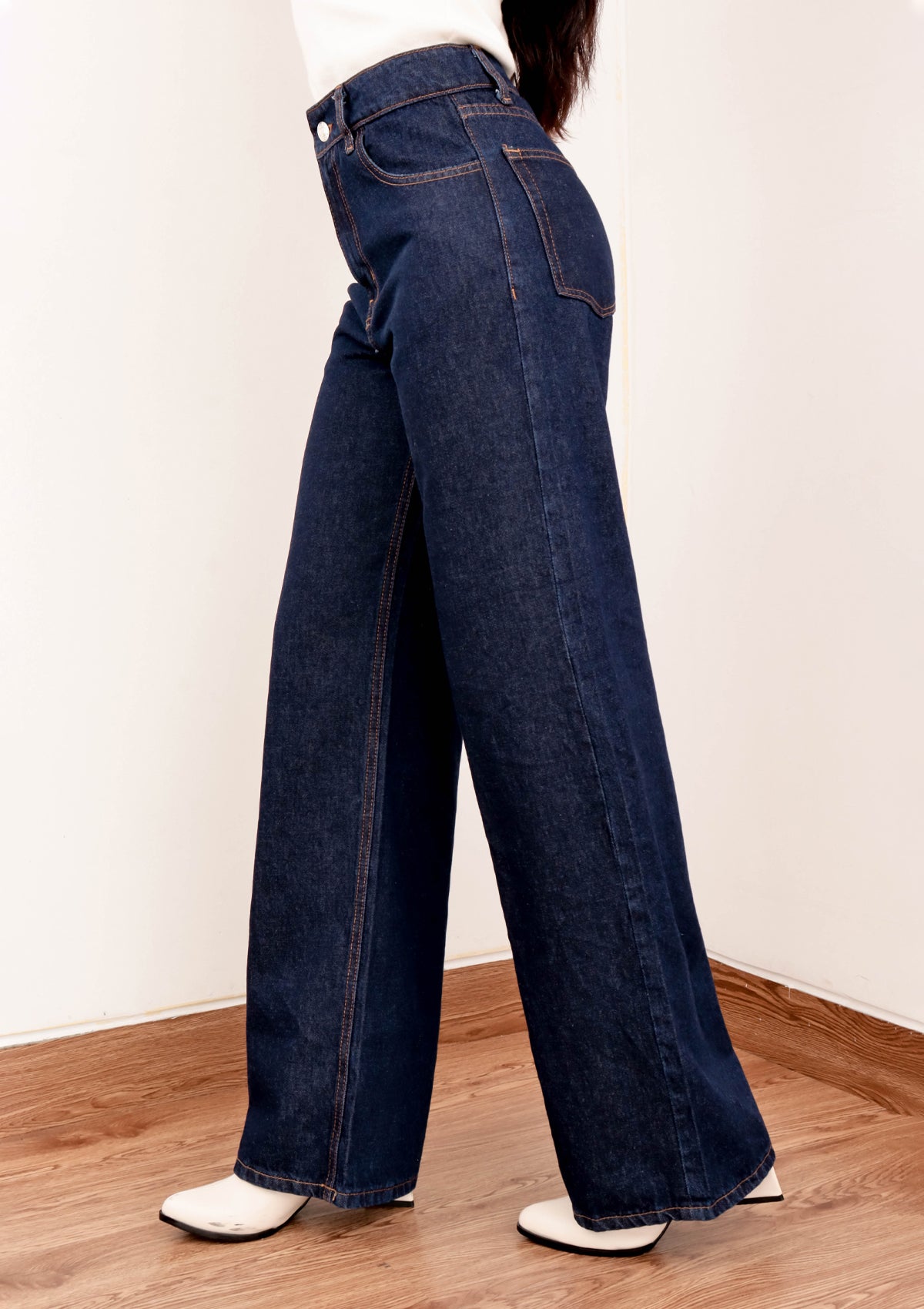 WIDE LEG JEANS
