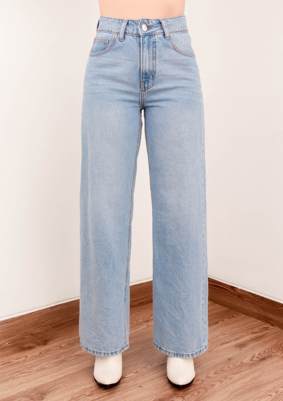 WIDE LEG JEANS