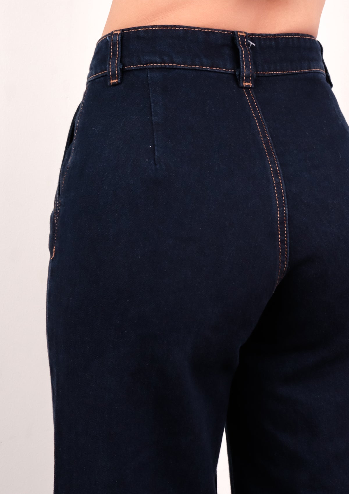FLARE JEANS